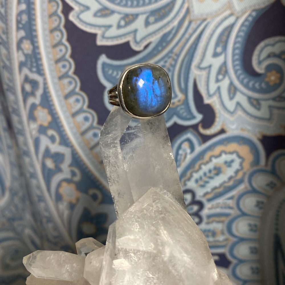 Genuine Labradorite Gemstone, 925 Sterling Silver Ring - Picture 15 of 16